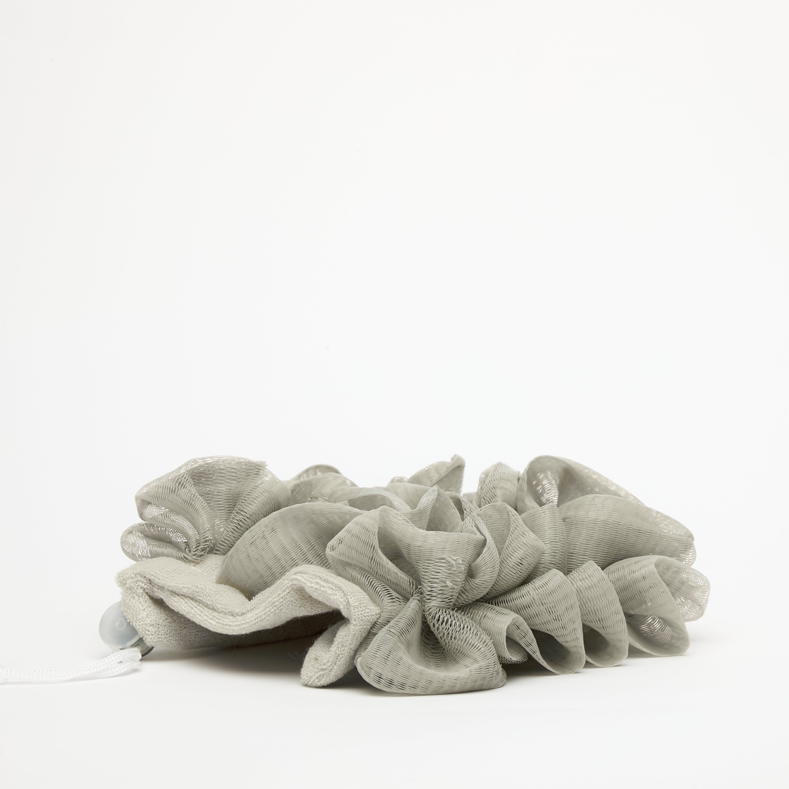 جيب للصابون مزود بشبكة